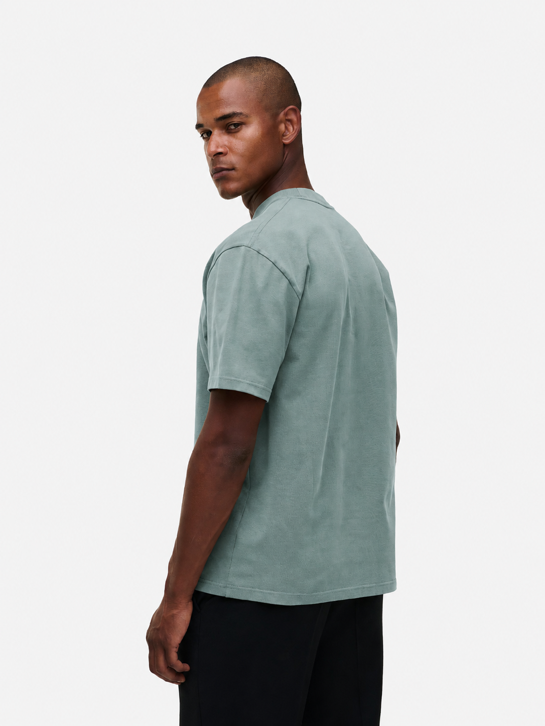 moon tee · chinois green · nolabel placeholder
