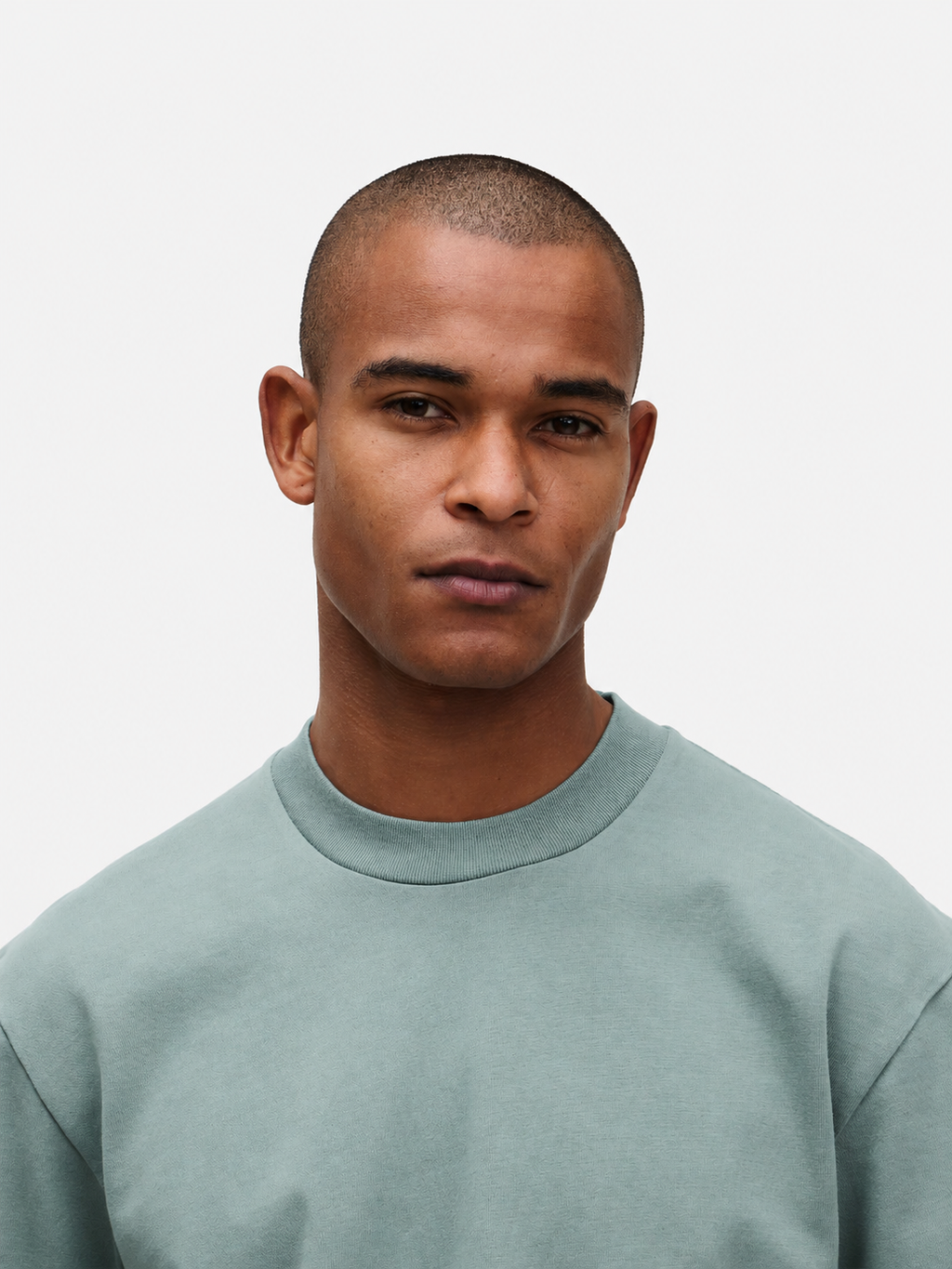 moon tee · chinois green · nolabel placeholder